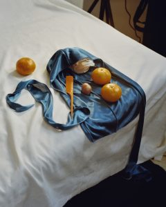 Durag and Fruits, 2021 © Cédrine Scheidig
